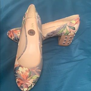 Nine West Chunky Floral Heel